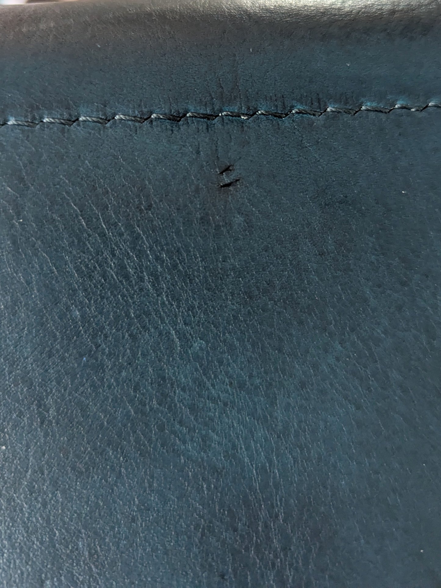 ** SALE ** Classic Messenger (Small)