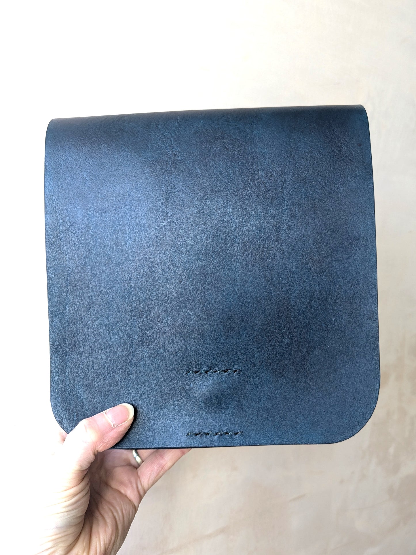 ** SALE ** Classic Messenger (Small)
