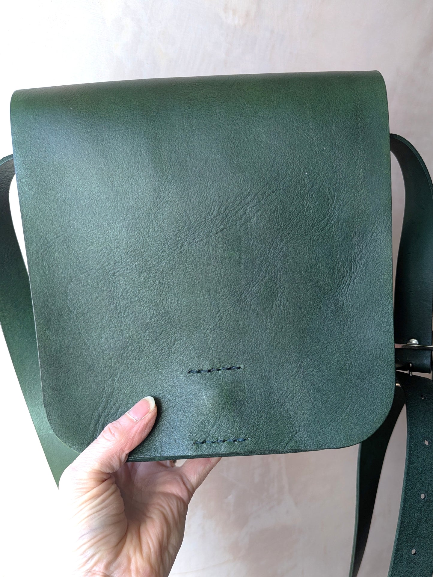 ** SALE ** Classic Messenger (Small)