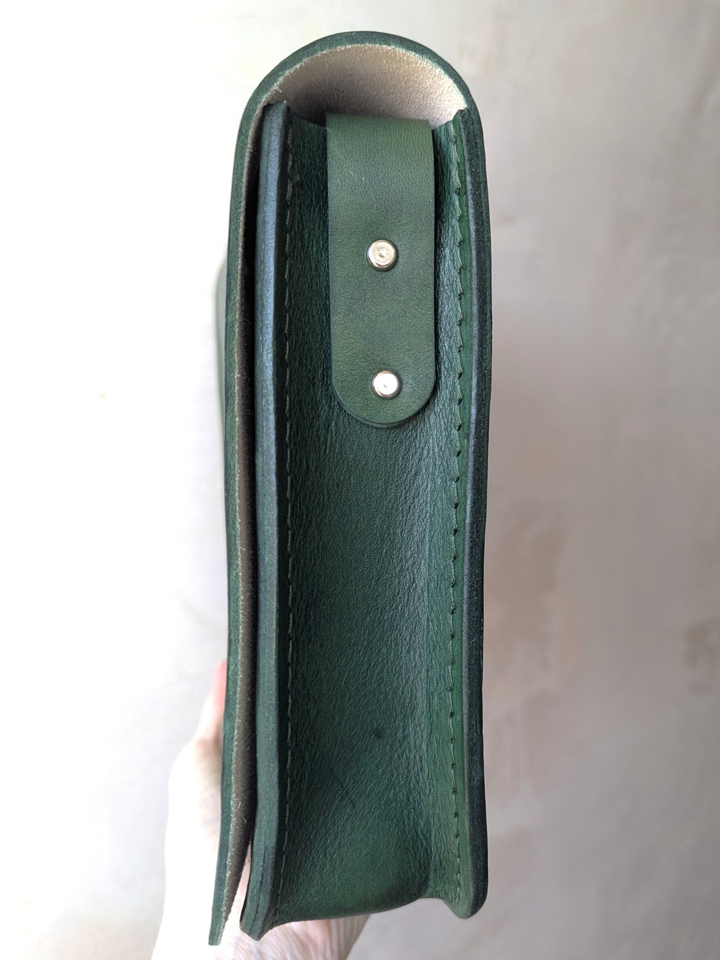 ** SALE ** Classic Messenger (Small)